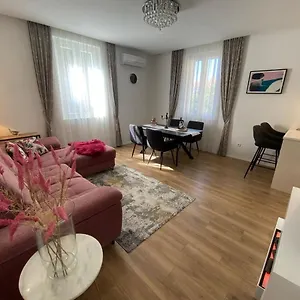  Appartement In The Center