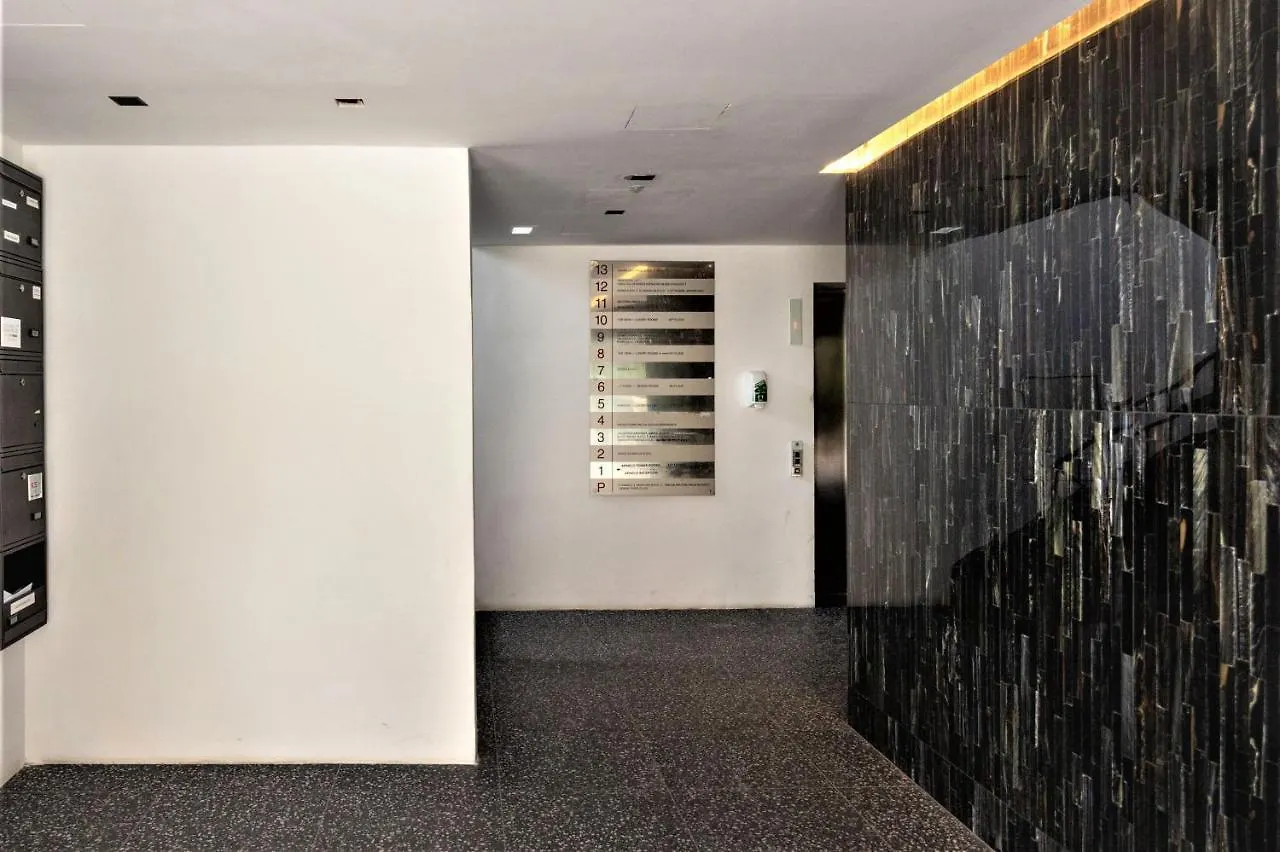 Island View Apartment Split